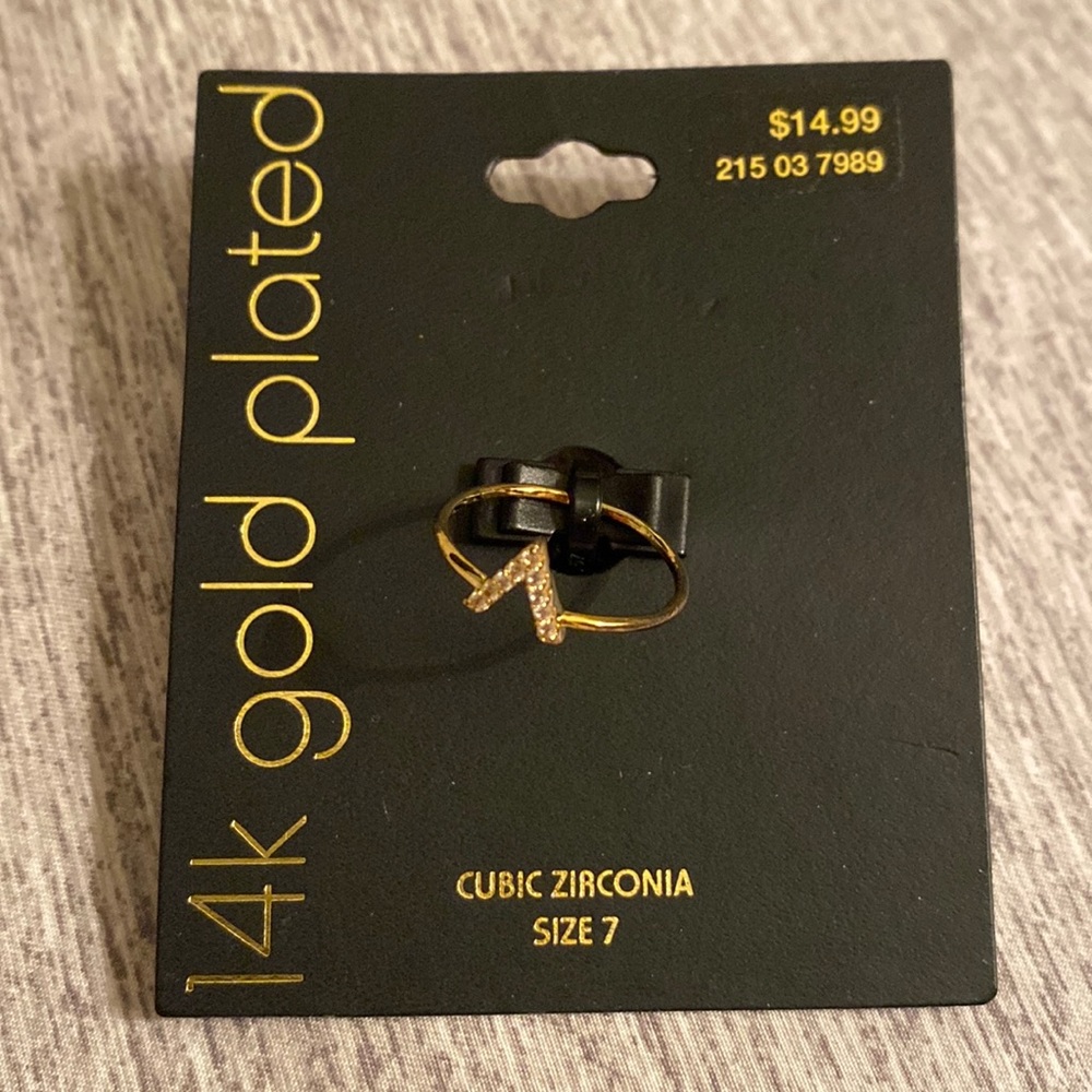 Size 7 14k gold-plated ring